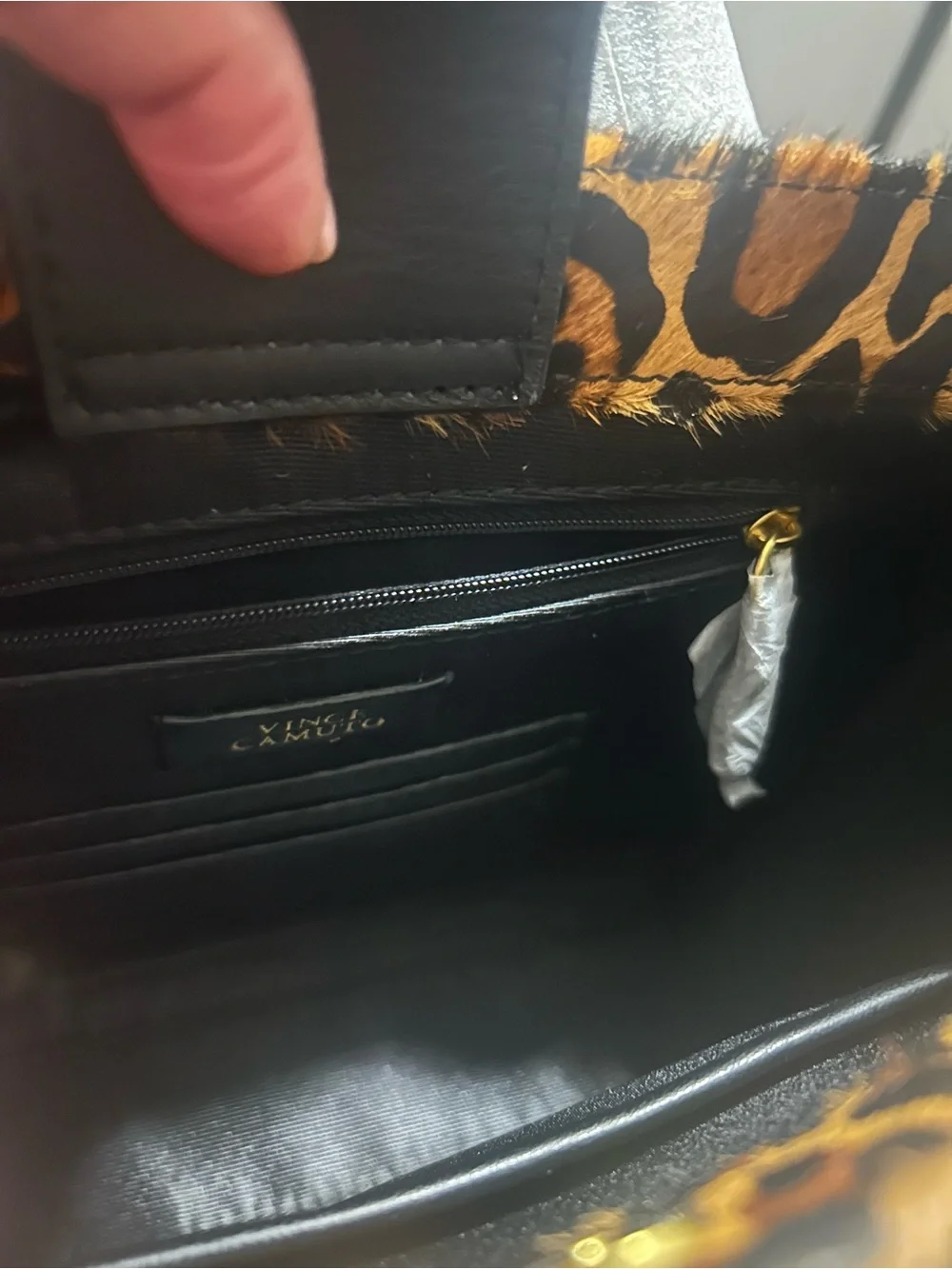 Vince Camuto stylish leopard